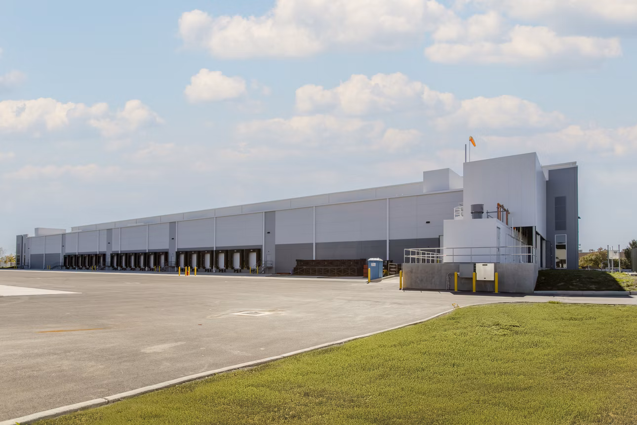 Charter Street Cold outside exterior