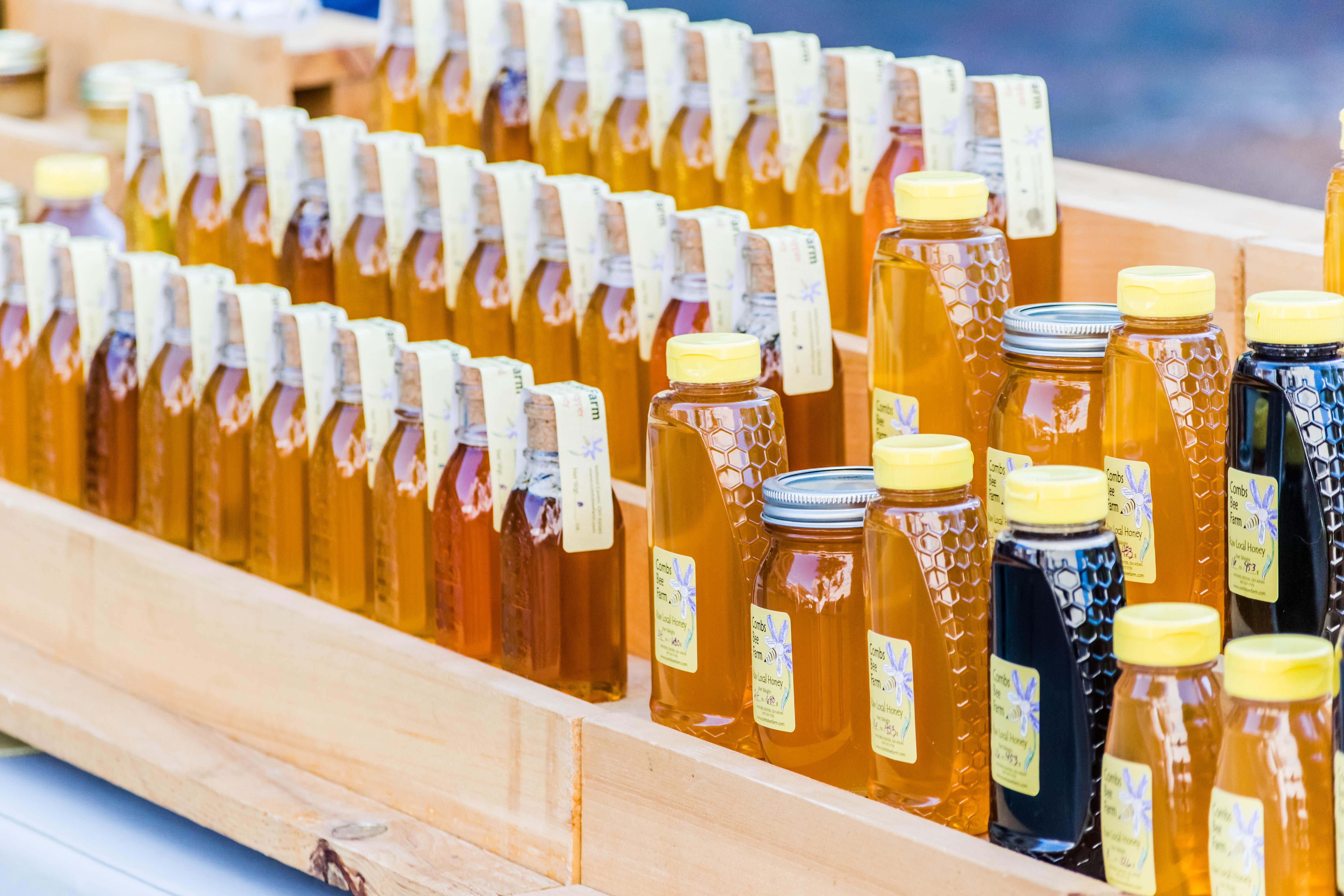 Sauces, Dips, Spreads + Snacks