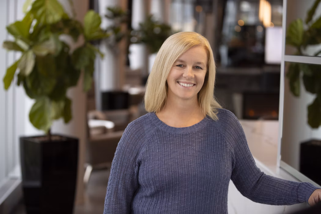 Photo of Dawn Russell